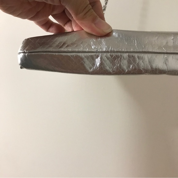 Kate Landry silver shoulder chain purse - Picture 8 of 11